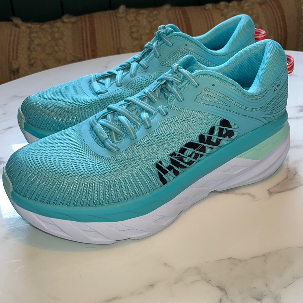NWT Hoka Women's BONDI 7 Road Running Shoes